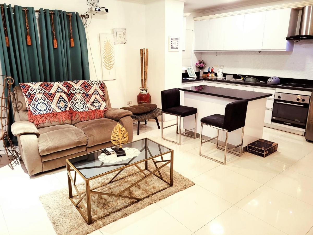 Lucky Suite Kandi 2 bedrooms Angeles Esterno foto