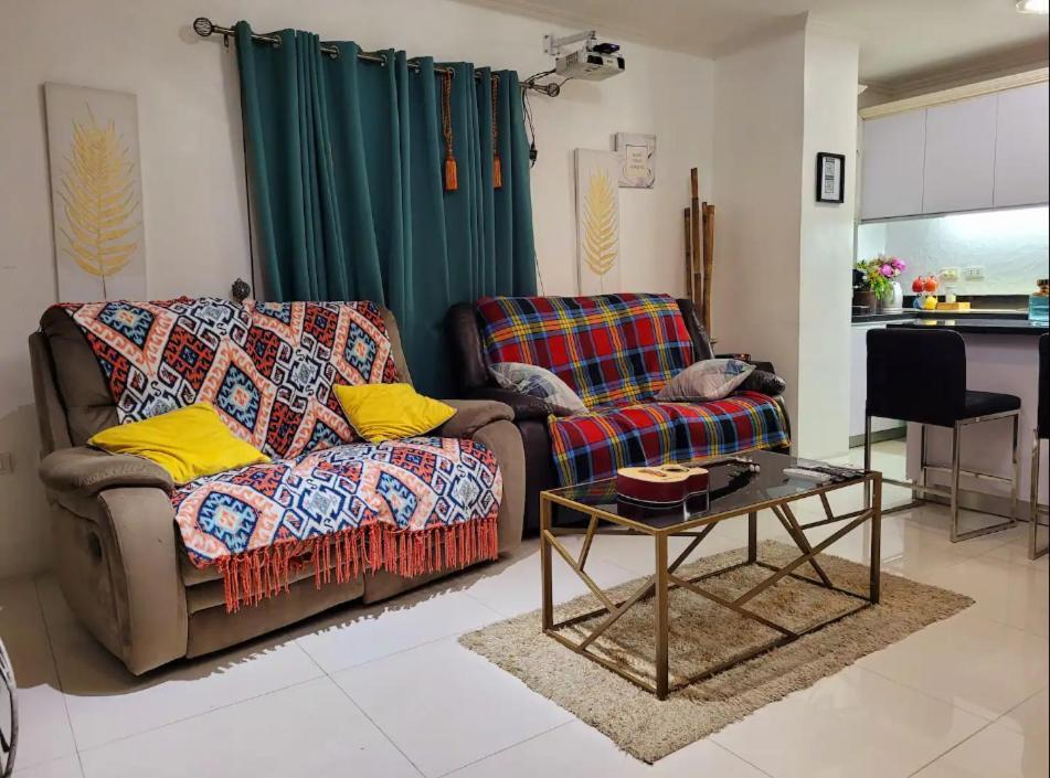 Lucky Suite Kandi 2 bedrooms Angeles Esterno foto